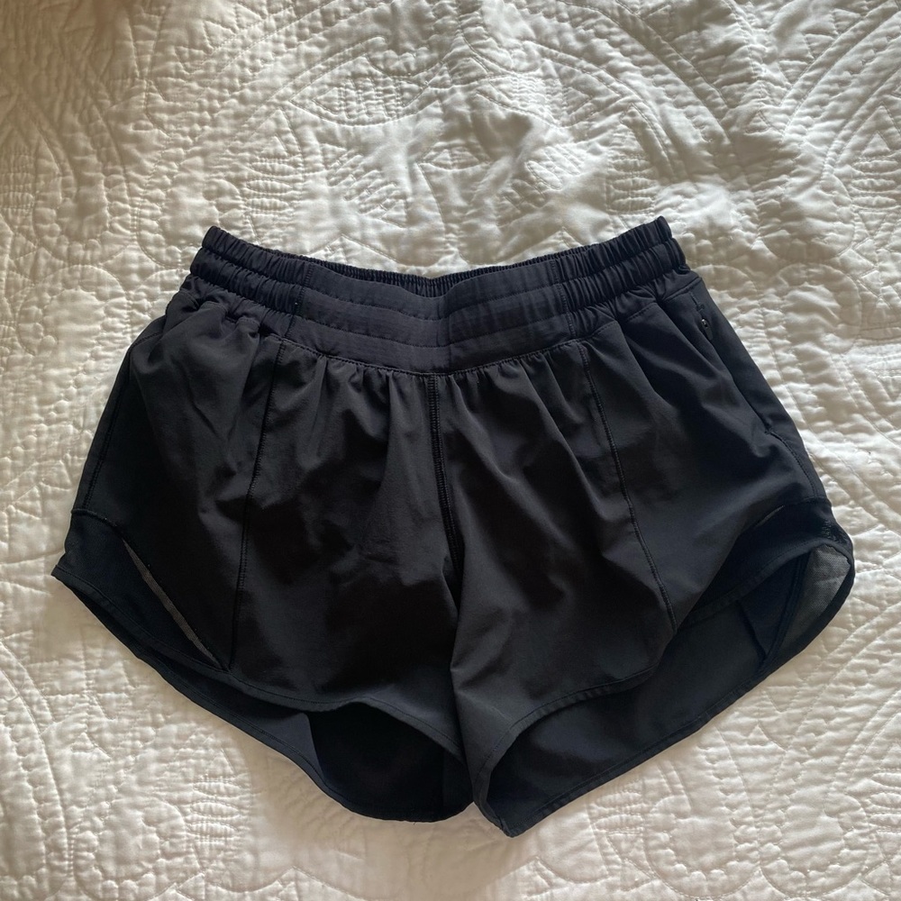 Lululemon Hotty Hot Short 4”
